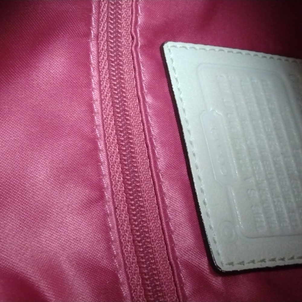 Coach Handbag - Picture 6 of 8